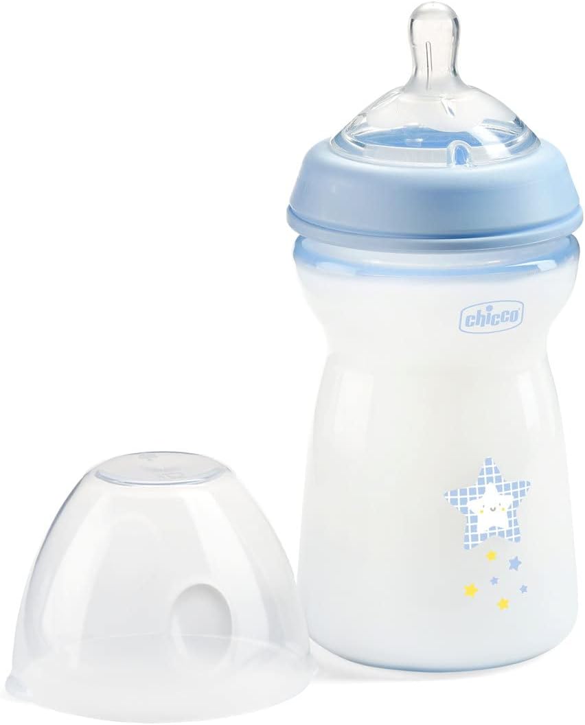 Chicco Natural Feeling Anti-Colic Bottle 6 Months + 330 ml, Baby Bottle with Teat in Soft and Flexible Silicone, Suitable for Mixed Breastfeeding, Fast Flow, Light Blue