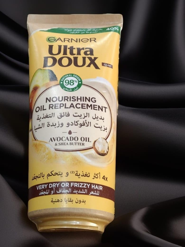 Garnier Ultra Doux Avocado Oil & Shea Butter Oil Replacement 300 ML