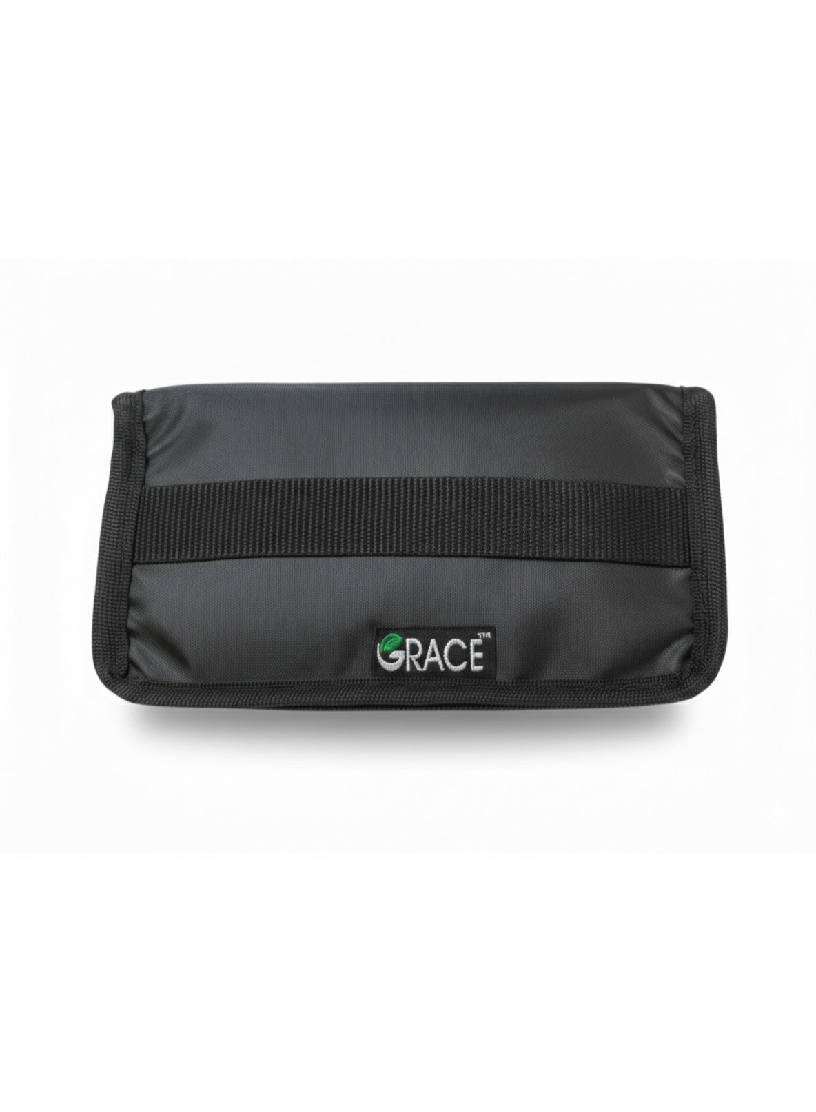 GRACE Medical thermal insulated bag keeps cool for up to 24 hours, suitable for home use, clinics, and long-distance travel.